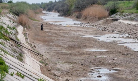 Через посуху і проблеми з водопостачанням у окупованому Криму спостерігають деградацію річкових басейнів та ґрунтів